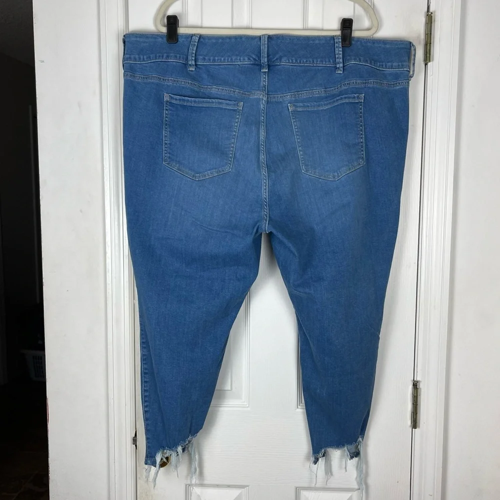 Torrid Super Soft High Rise Skinny Distressed Stretch Denim Jegging Jean